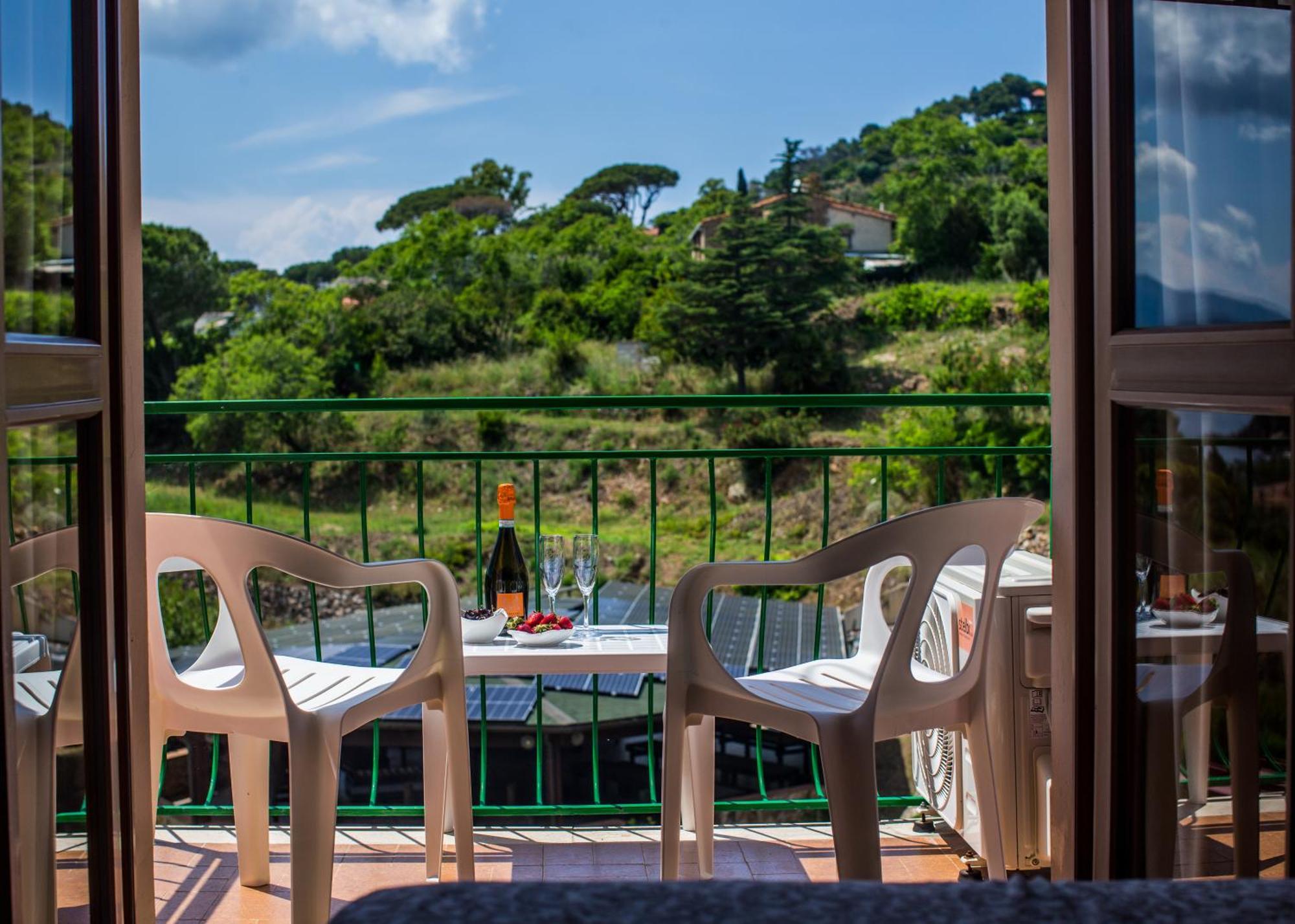 Hotel La Feluca Portoferraio Exterior foto