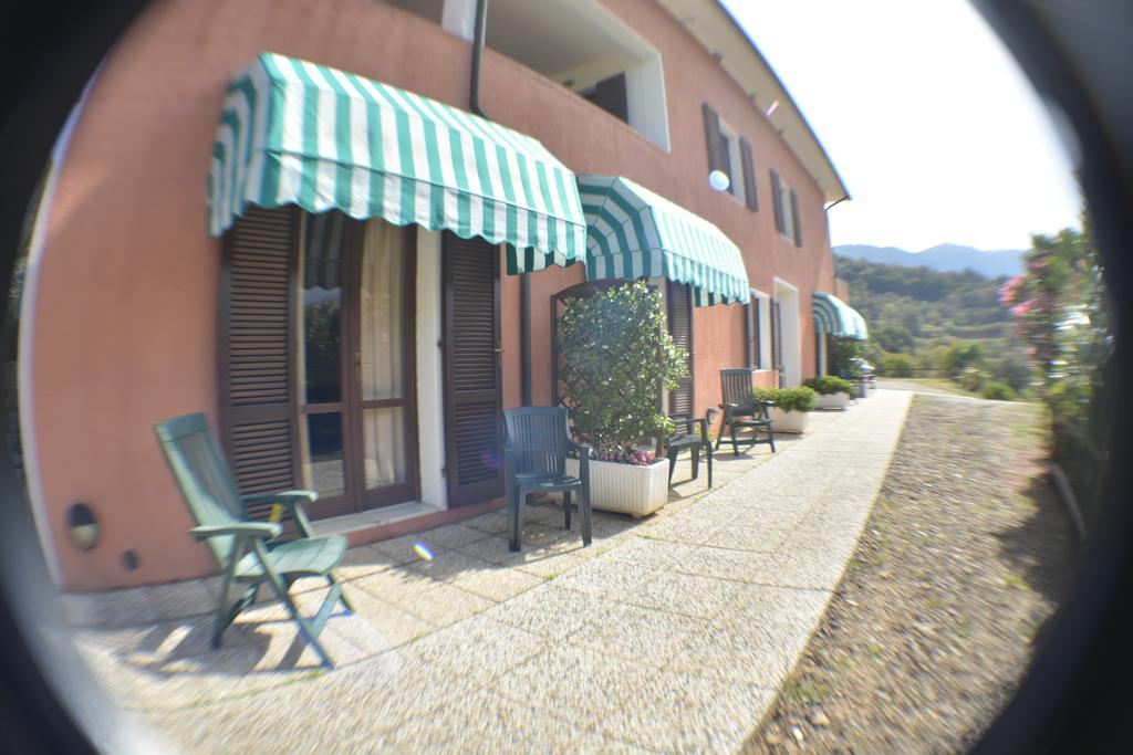 Hotel La Feluca Portoferraio Exterior foto